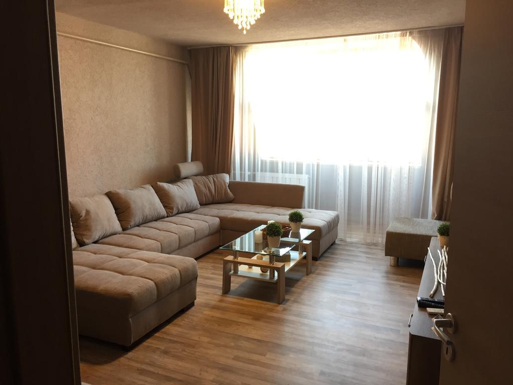 Belvárosi Deluxe Apartman Baja Exterior foto